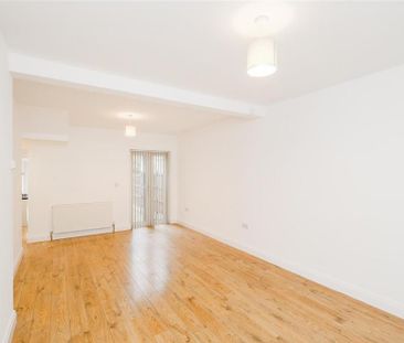 4 bedroom house to rent - Photo 3