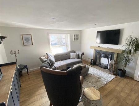 2 Bedroom Apartment To Let - Photo 3