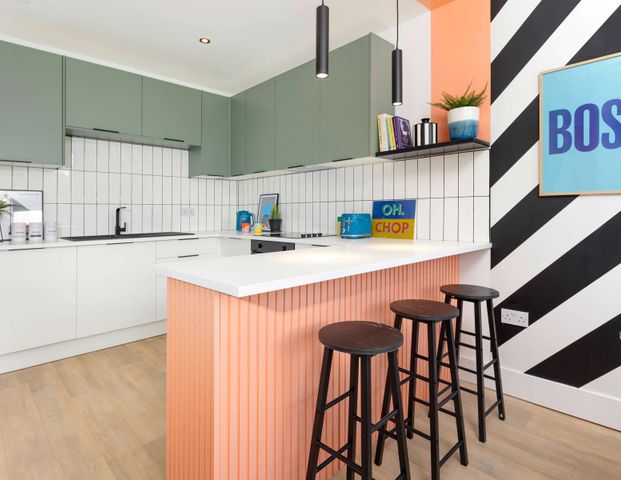 Aigburth Road Room 4 - Photo 1