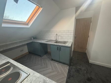 Stoney Stanton Road, Hillfields - Photo 2