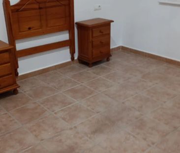 Casa o chalet de alquiler en Calle Goya, Cártama - Photo 1