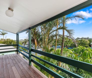 2-Bedroom Unit – Walk to Dicky Beach & Shops! - Photo 1