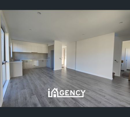 unit 3/6 Mystic Court, Eumemmerring, Vic 3177 - Photo 4