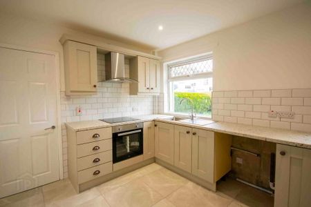 18 Hunters Crescent, Omagh, BT78 5EH - Photo 3