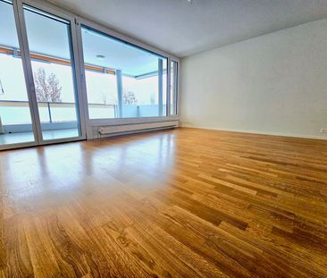 Helle 1.5-Zimmer-Wohnung mit Balkon im 6. OG in Wettingen – ab Nove... - Photo 1
