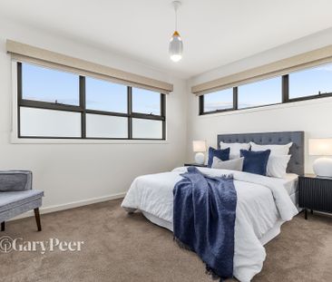 13b Lindsay St, McKinnon VIC 3204 - Townhouse For Rent | Domain - Photo 5