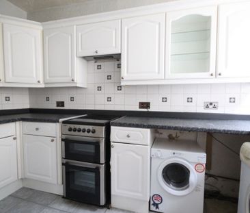 4 Bed Terraced House, Milner Road, BN2 - Photo 4