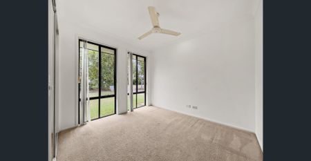 Beautiful Home Close to Everything in Urraween - Photo 3