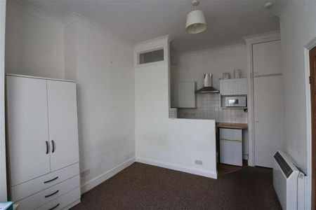 Westridge Road, **student Apartment** Student Apartment **, Southampton, SO17 - Photo 2