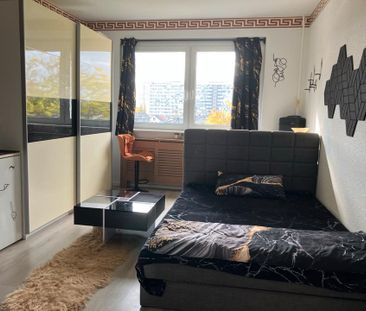 Zwischenmiete – 1 Zimmer vom 1. Dezember bis 31. Januar - Photo 1