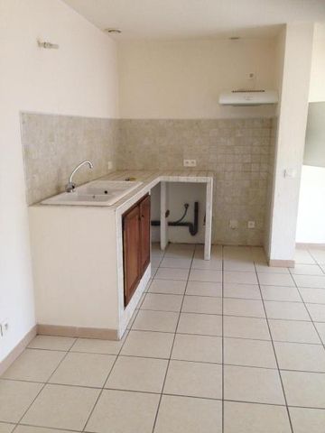 Location Appartement 3 pièces 55m² LA CELLE 83170 - Photo 2