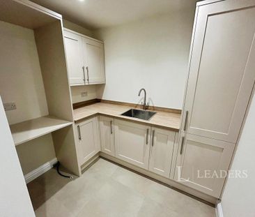 5 bedroom detached house to rent - Photo 5