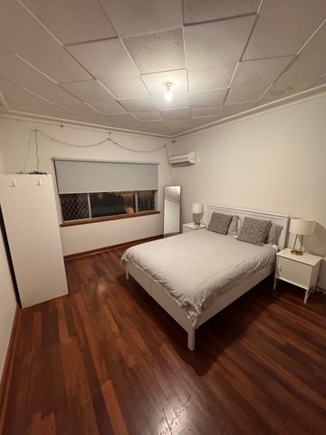 North Perth - Photo 3