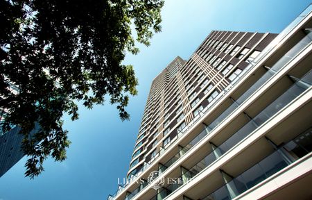 Warszawa, Śródmieście, Śródmieście Mirów, Grzybowska - Фото 2