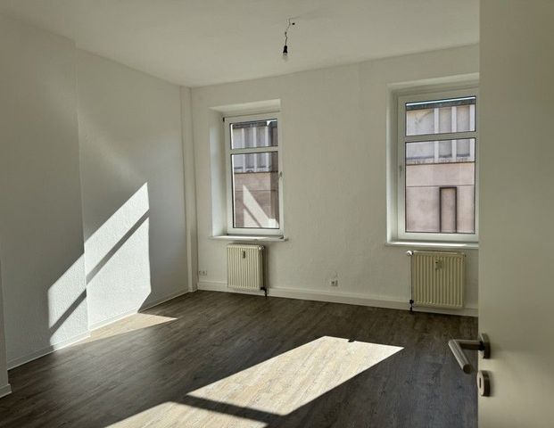 sanierte 3 Zimmer Wohnung am Lindenauer Markt - Foto 1