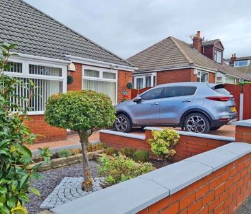 Carlton Way, Royton, OL2 - Photo 2