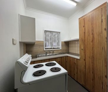 Cosy two bedroom home - Photo 4