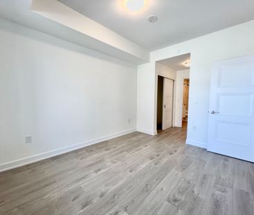 For Lease - 3200 William Coltson Avenue Unit# 305, Oakville, Ontario - Photo 5