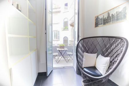 Via Giovanni Boccaccio, Milan, Lombardy 20123 - Photo 4