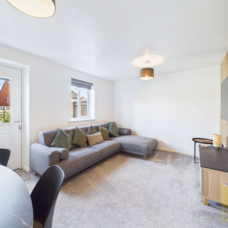Cameron Avenue, Whittingham - Photo 1