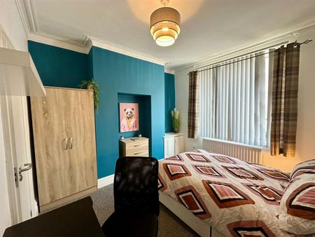 1 bed house share to rent in Coultate Street, Burnley, BB12 - Photo 3