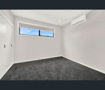 9 Rakia La, Fraser Rise, Vic 3336 - Photo 6