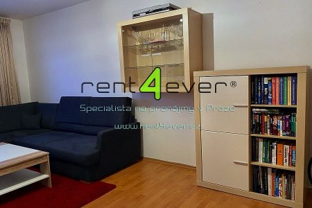 Pronájem bytu 1+kk 33 m² - Fotografie 2