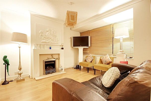 3 bedroom terraced house to rent - Photo 1