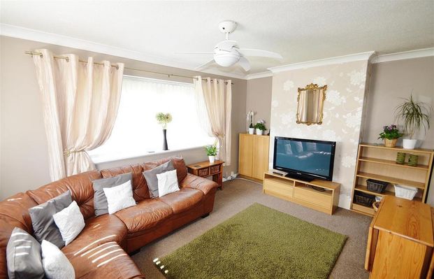 3 bedroom house to rent - Photo 1