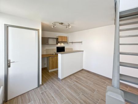 Location Appartement 2 pièces 17m² MONT DE MARSAN 40000 - Photo 3