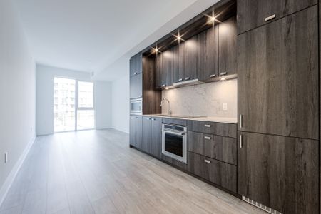 For Lease - 858 Dupont Street Unit# 340, Toronto, Ontario - Photo 2