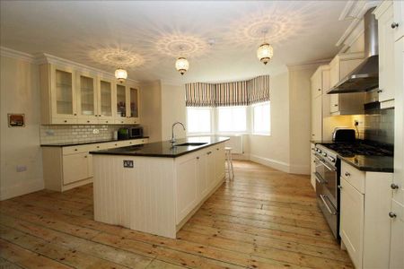 3 bedroom house share to rent - Photo 4