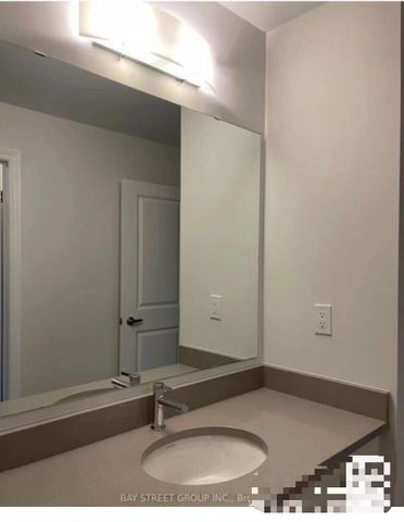 For Lease - 49 Bud leggett Cres Crescent Unit# room, Georgina, Ontario - Photo 5