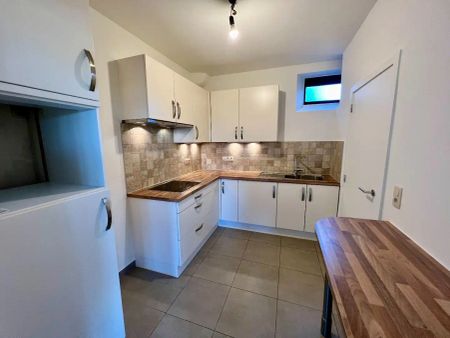 Ruim duplex-appartement met 1 slpk en bew. opp. van 70 m² op centrale ligging te Lier! - Foto 2