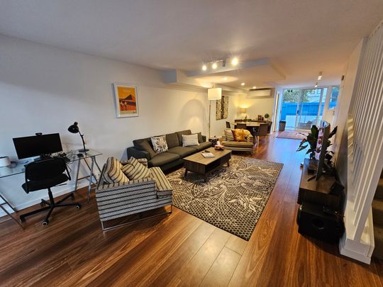 Surry Hills - Photo 1