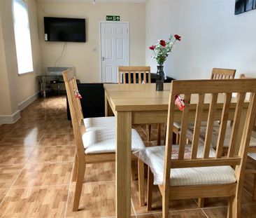 Chester Road North, KIDDERMINSTER - Photo 3