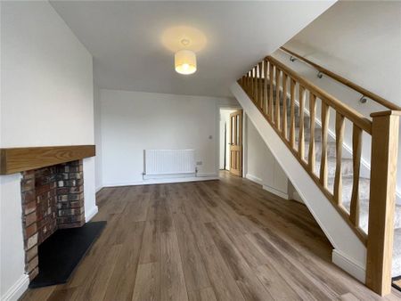 2 bedroom terraced house to rent - Photo 2