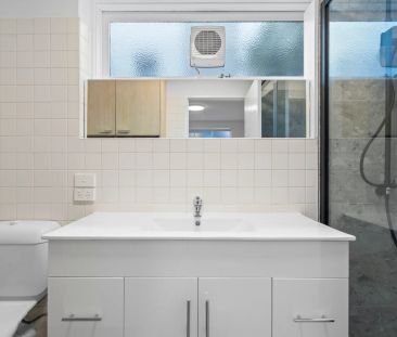Freshly Updated Prahran Retreat with Walk‑Everywhere Convenience - Photo 2