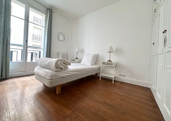 Appartement • Auteuil Nord - Photo 1