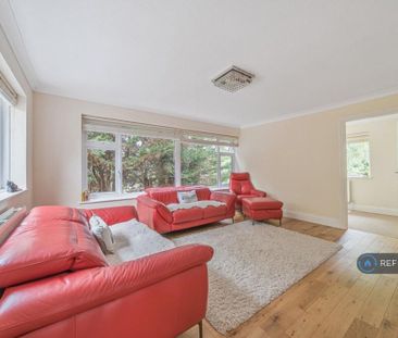 3 bedroom detached house to rent - Photo 2