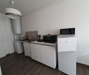 Location Appartement 2 pièces 30m² VALENCIENNES 59300 - Photo 2