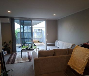 9C Denver Place, Hamilton East — - Photo 2