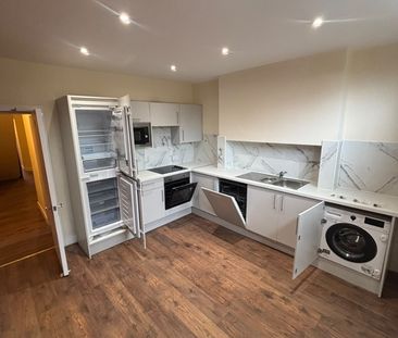 5 Bed Semi-Detached House, Edward Road, NG2 - Photo 2