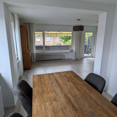 Geräumige, schöne 3,5-Zimmer-Wohnung mit Balkon in Hülsdonk zu vermieten - Photo 1