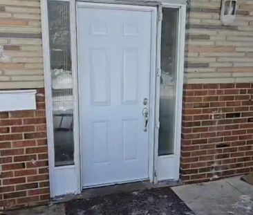 For Lease - 7280 Dellaport Drive Unit# Main, Mississauga, Ontario - Photo 1