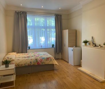 Room in a Shared House, Bowes Road, N13 - Photo 5