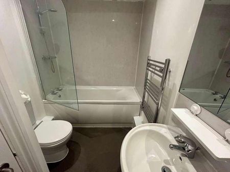 High Street, Banbury, OX16 - Photo 5