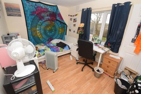 4 bedroom house to rent - Photo 3