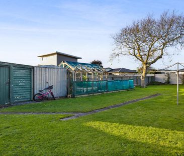 12 Laurent VC Street, Hawera - Photo 5
