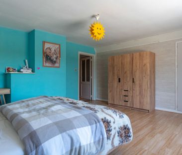 Charmante woning met 3 slpk, tuin en garage te Oud-Turnhout. - Photo 1
